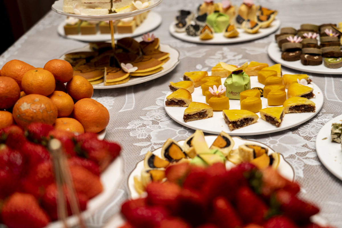 公司开年会我们行政中心精心准备的茶歇小点心
