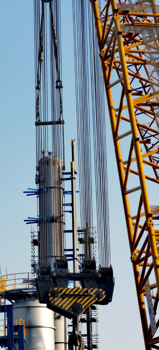 1200吨重型吊车国之重器