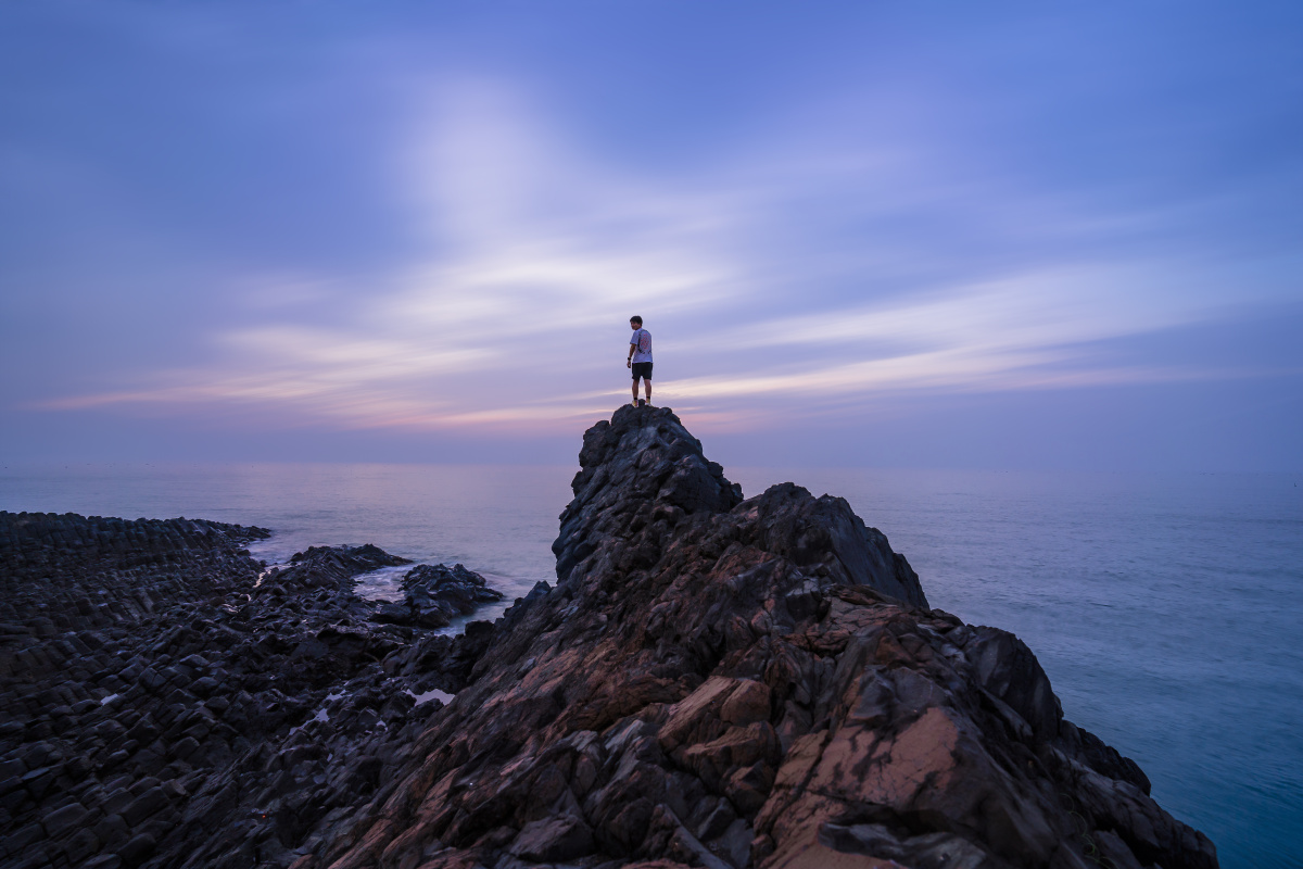 探险家日出日落奇迹时间旅行海日落海岸今日天空绝了灯塔海洋岩石海滩