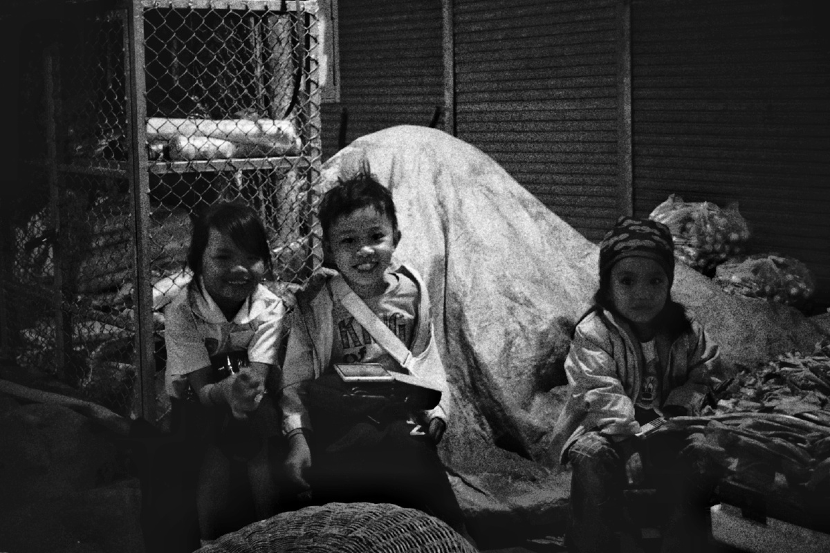 贫穷,落后,朴实