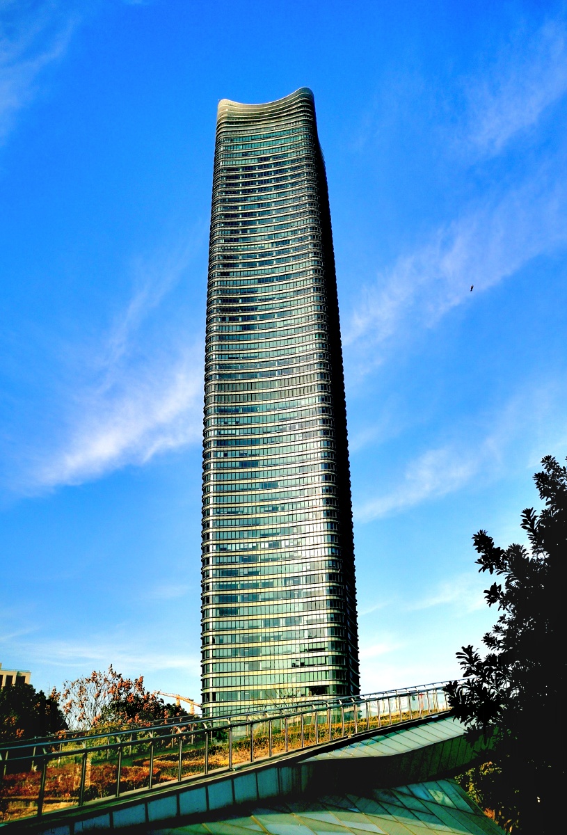 白玉兰广场浦西第一高楼