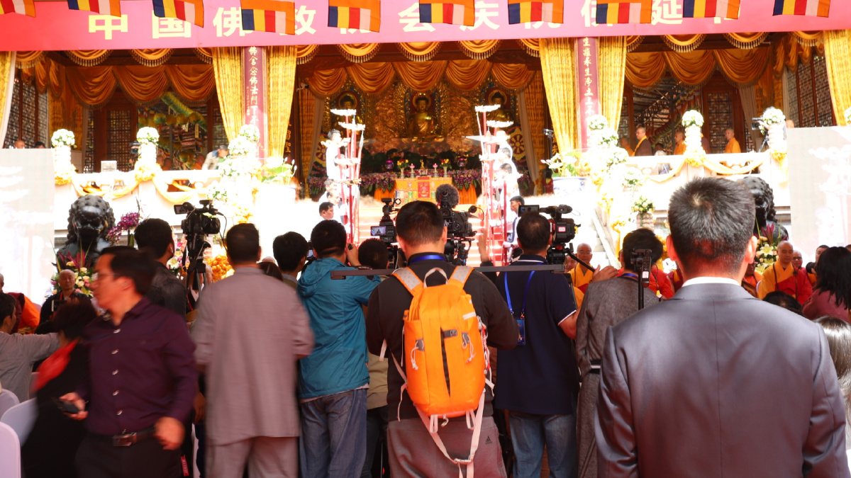 演安投影2018年5月22日北京八大处灵光寺浴佛节法会
