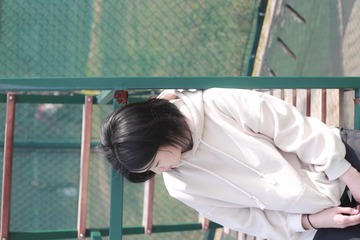 001