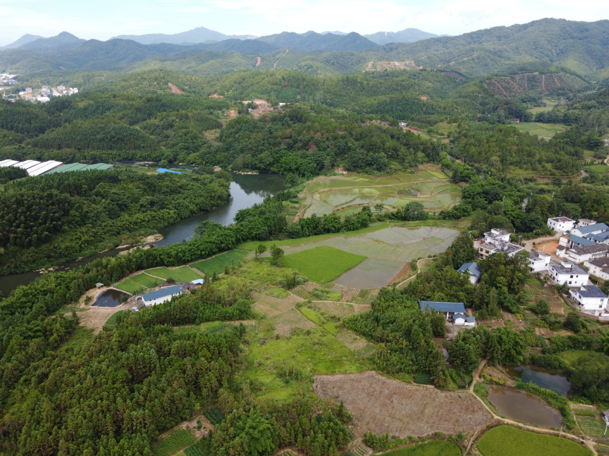航拍客家围屋江西赣州定南龙塘洪洲郭氏