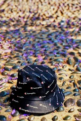 001