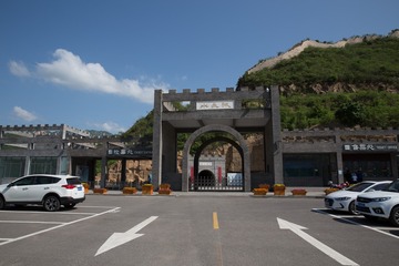 416477