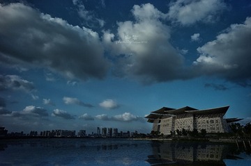 L1012385副本.jpg
