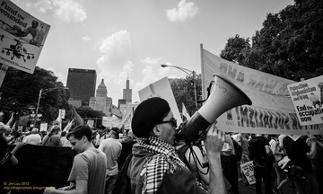 2012_0520_AntiNatoChicago_3809.jpg