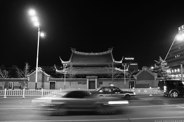 夜 黑白
