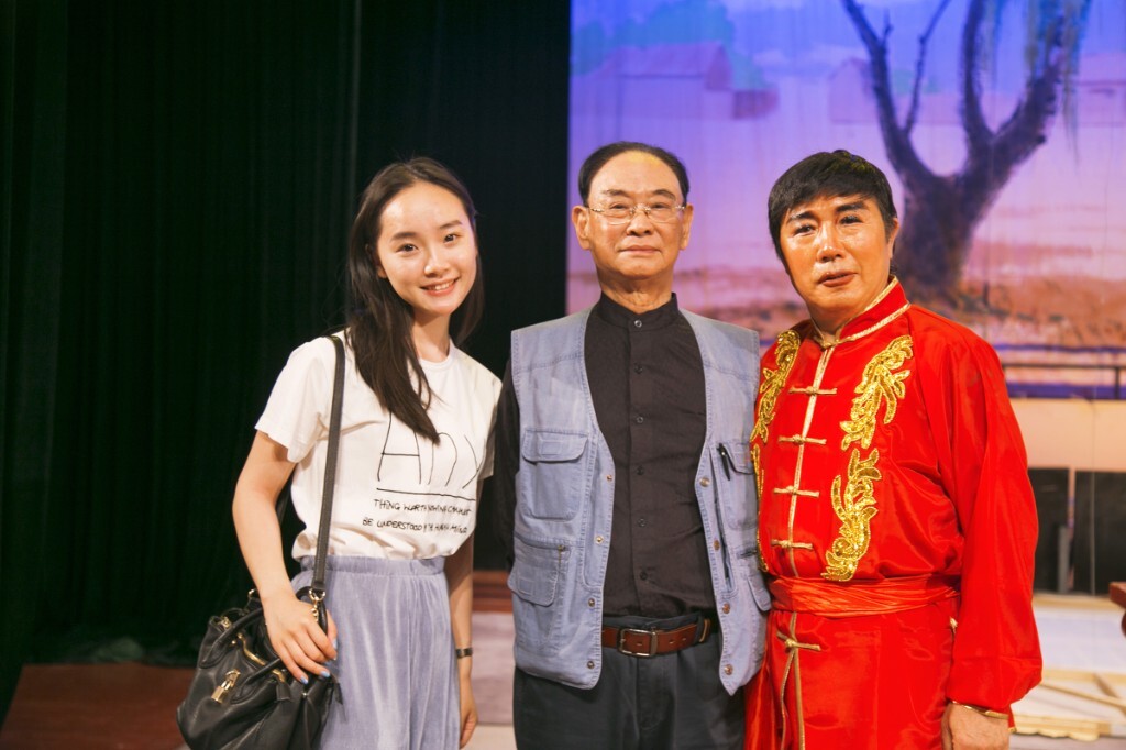 左一为下图摄影师<a href="https://tuchong.com/348471/" target="_blank">@小鹿纯子Lilian</a>