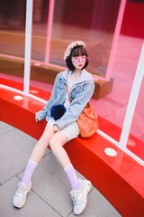 001
