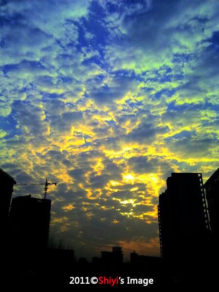日出<br />
2010.4.3 ZUCC by Nokia N97mini