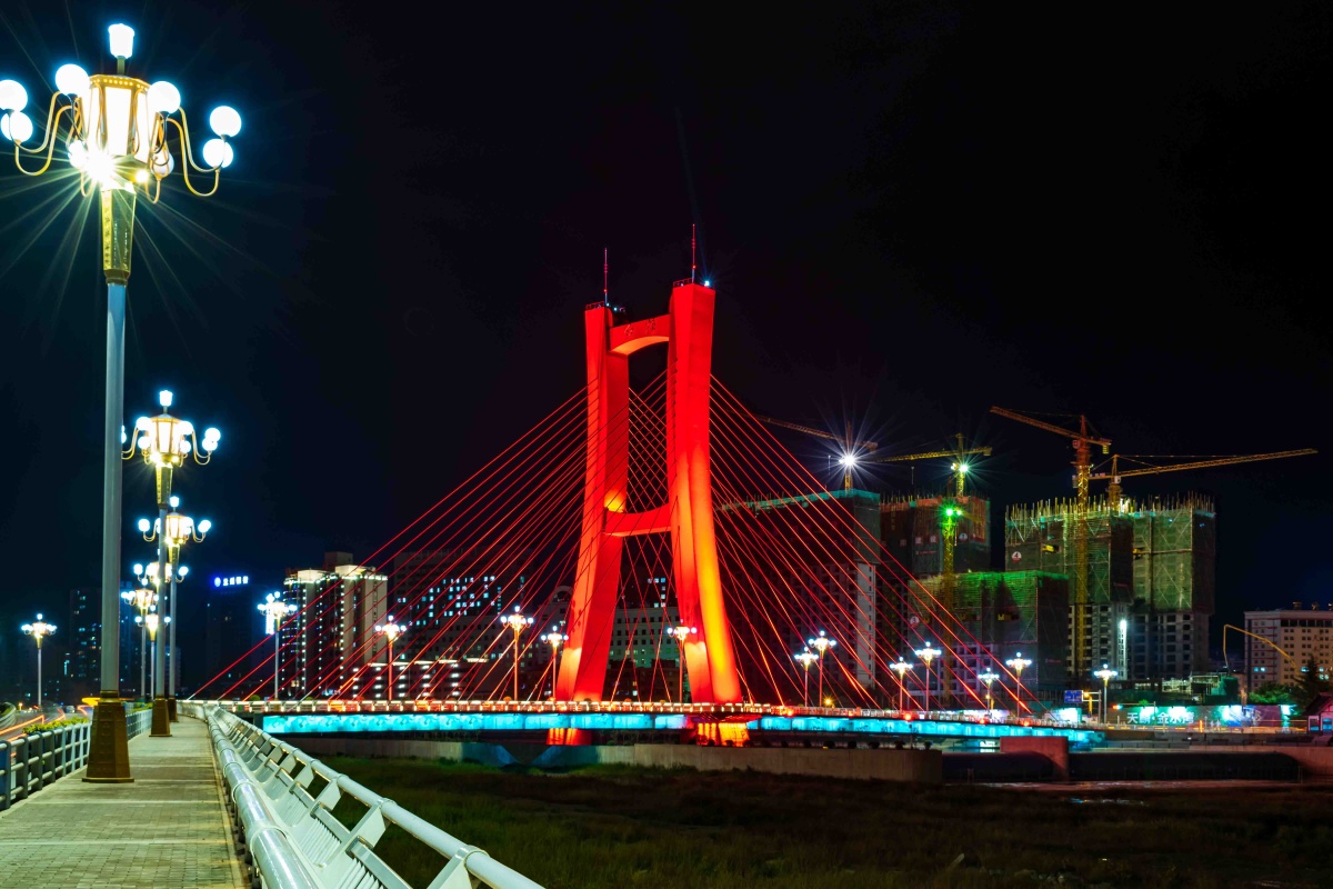 甘肃天水秦州区夜景