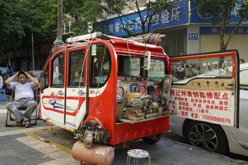 581389