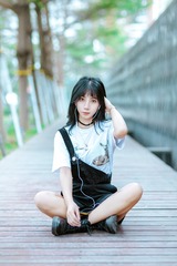 001