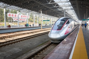 3172695
