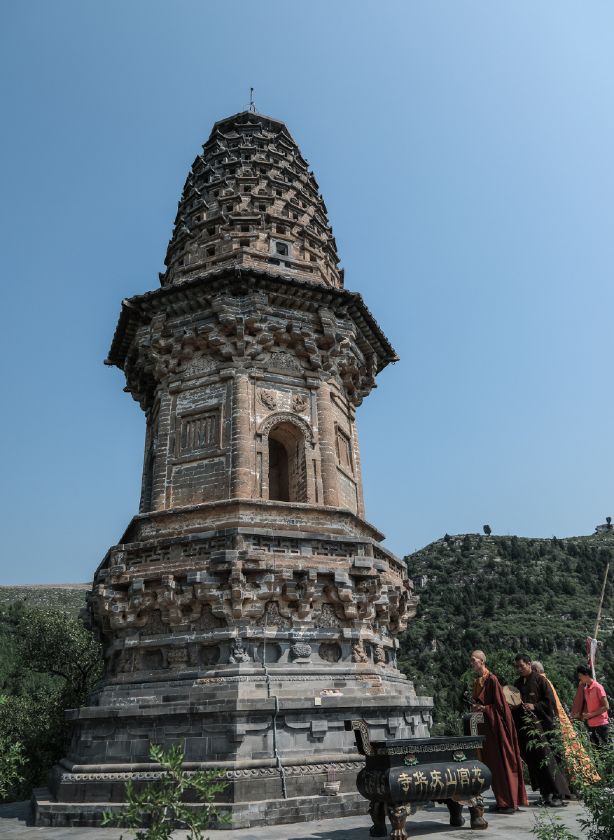 京城古塔庆化寺花塔