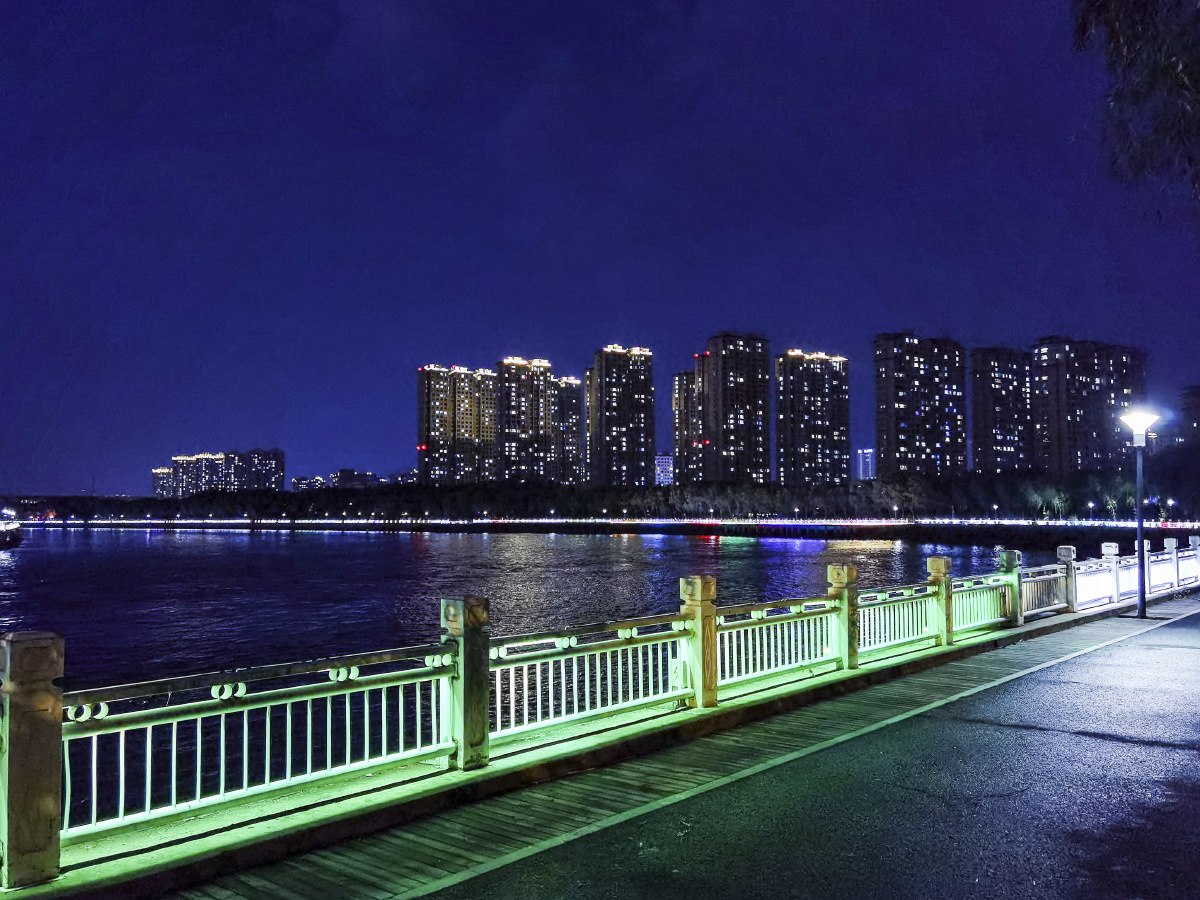 伊通河夜景