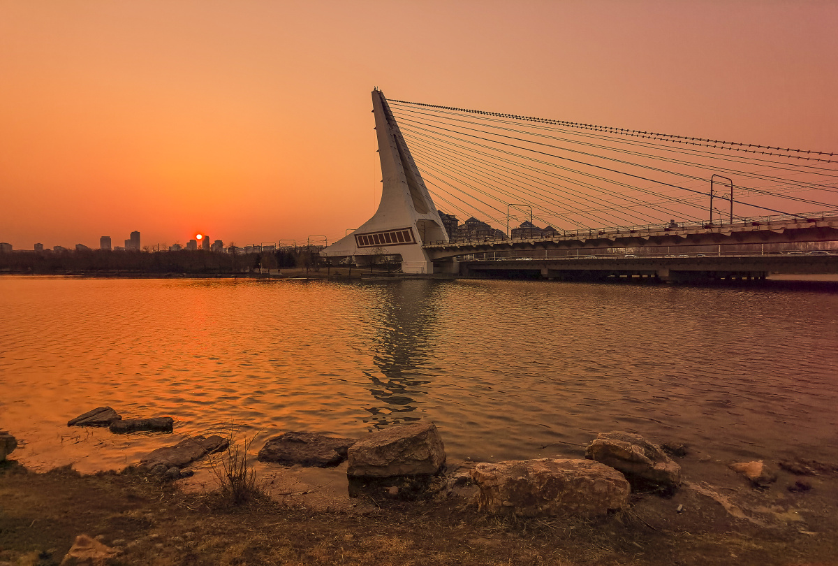 长春市伊通河斜拉桥