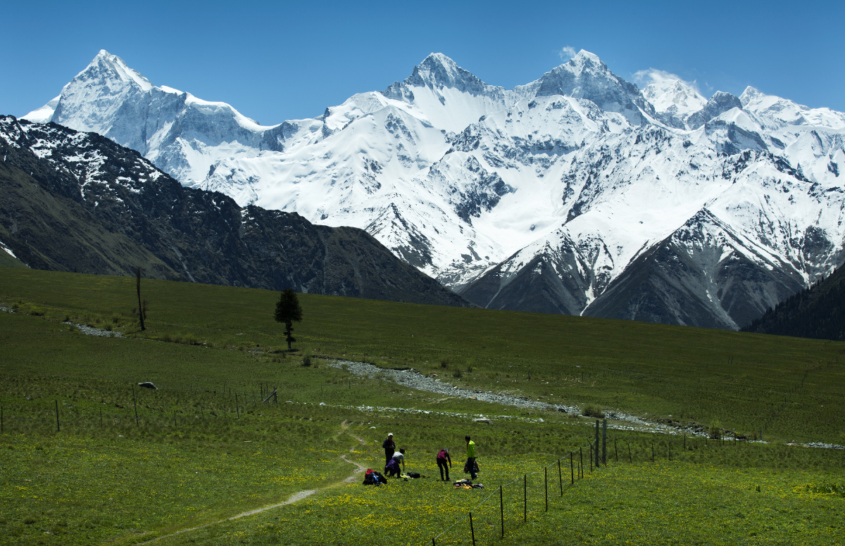 通往木扎尔特./夏特古道