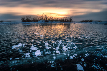 踏冰寻光.../ 北疆