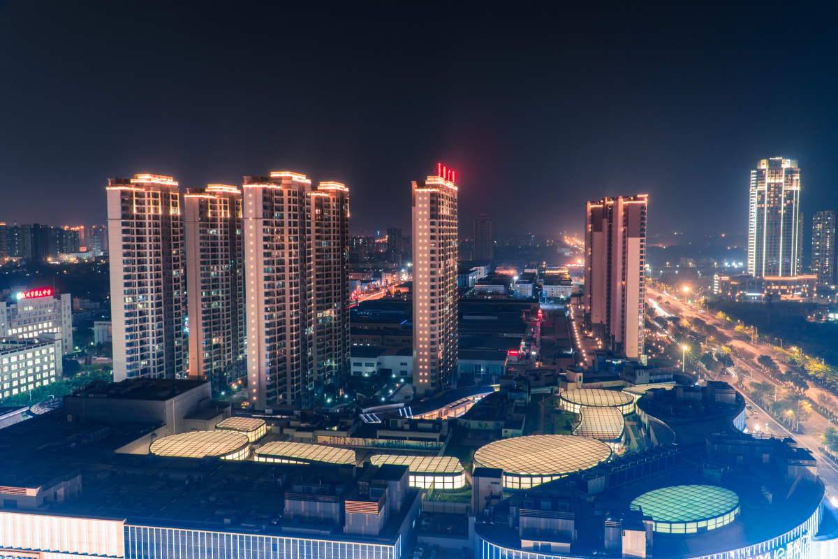 钦州一组夜景吾悦广场