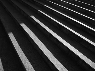 2000908