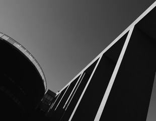 2000910