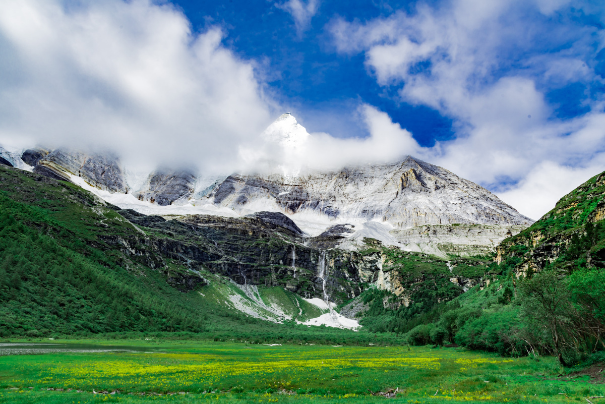 稻城亚丁 - 小新霈琦 - 图虫