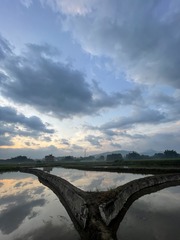 84ABF821-6B8F-412F-BF14-F8A22E06D4C2/L0/001