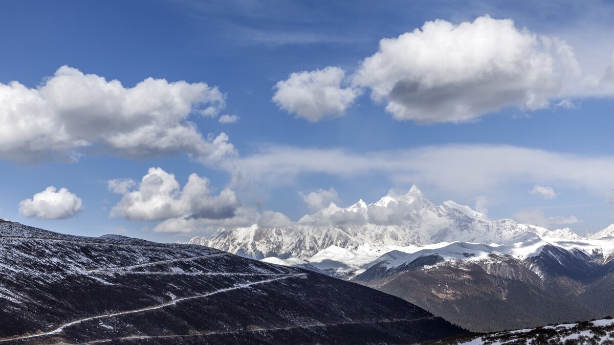 色季拉山看南迦巴瓦峰图片