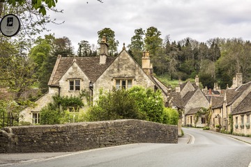 英国库姆堡乡村（Castle Combe)