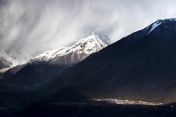 光与阴