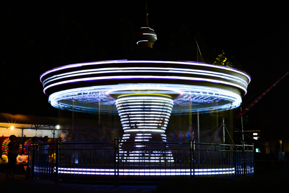 旋转的木马 让我忘了伤--《旋木》王菲 - 螺纹伪