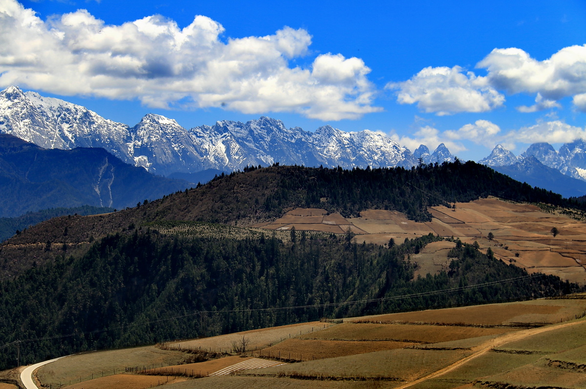 香格里拉的哈巴雪山