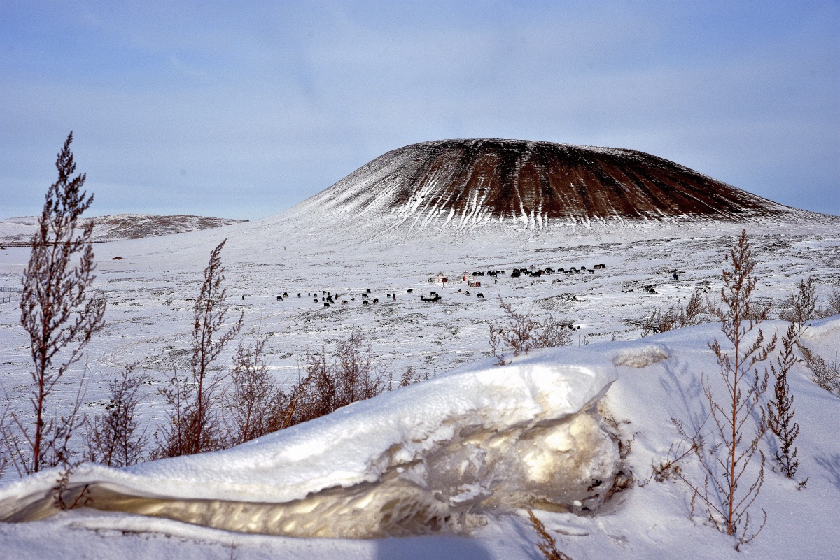 察右后旗乌兰哈达火山