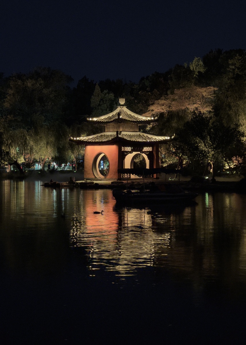 "烟花三月下扬州"瘦西湖夜色迷人 - 生于北辰 - 图虫