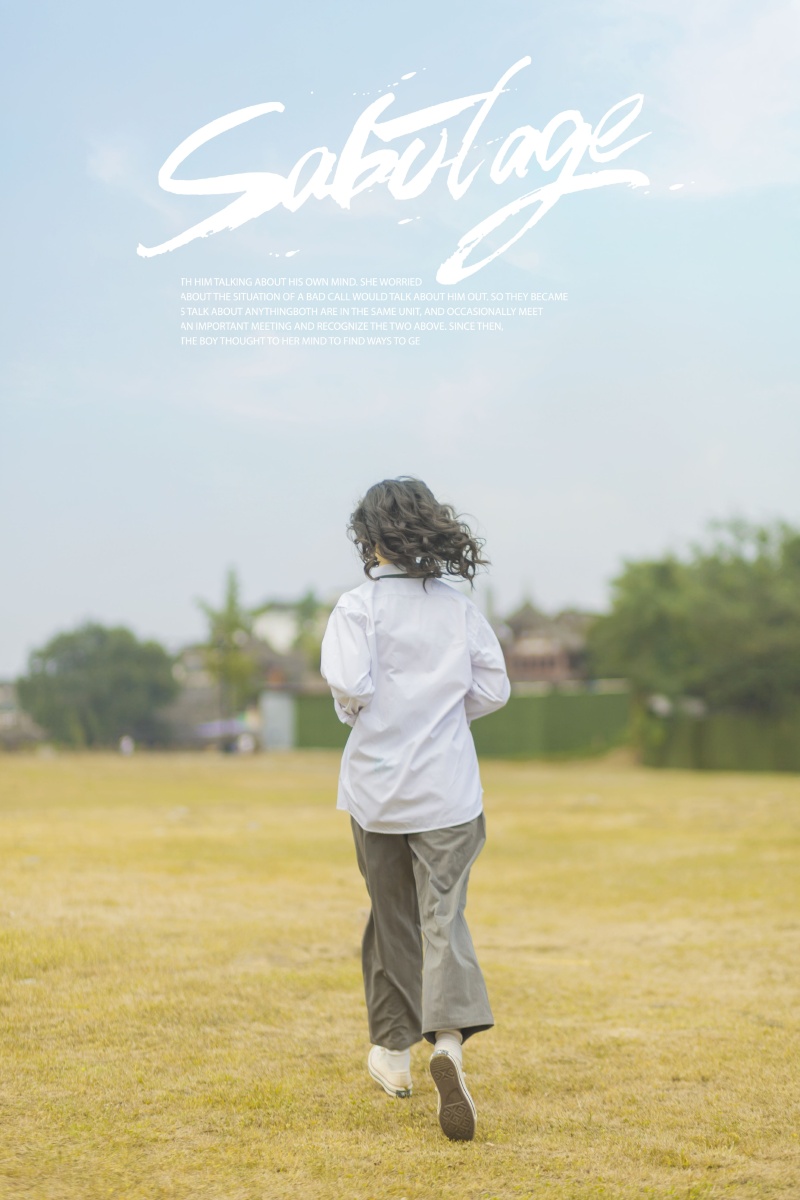 年少轻狂的爱情都是自己幻想出来的真爱往往是爱上了另一个版本的自己