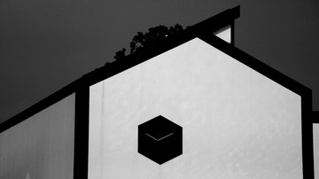 1081605
