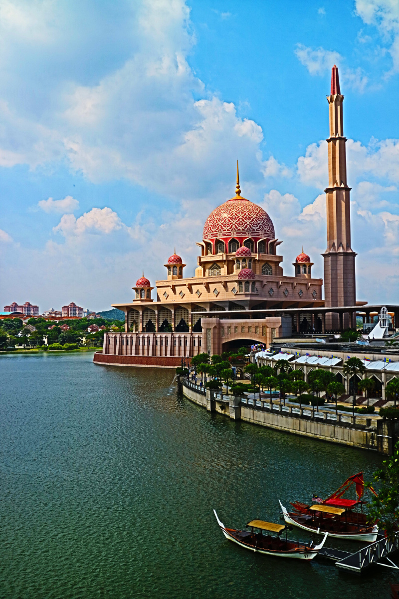 马来西亚布城粉红清真寺
