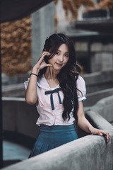 001