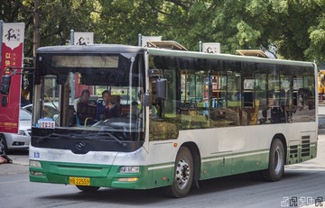 415353