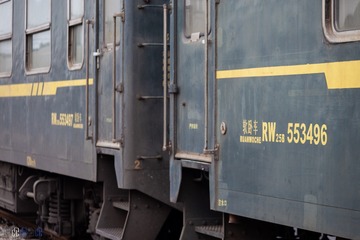 415402