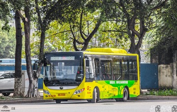 415371