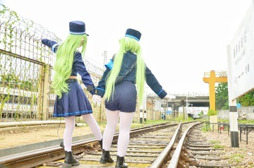001