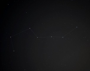1618339