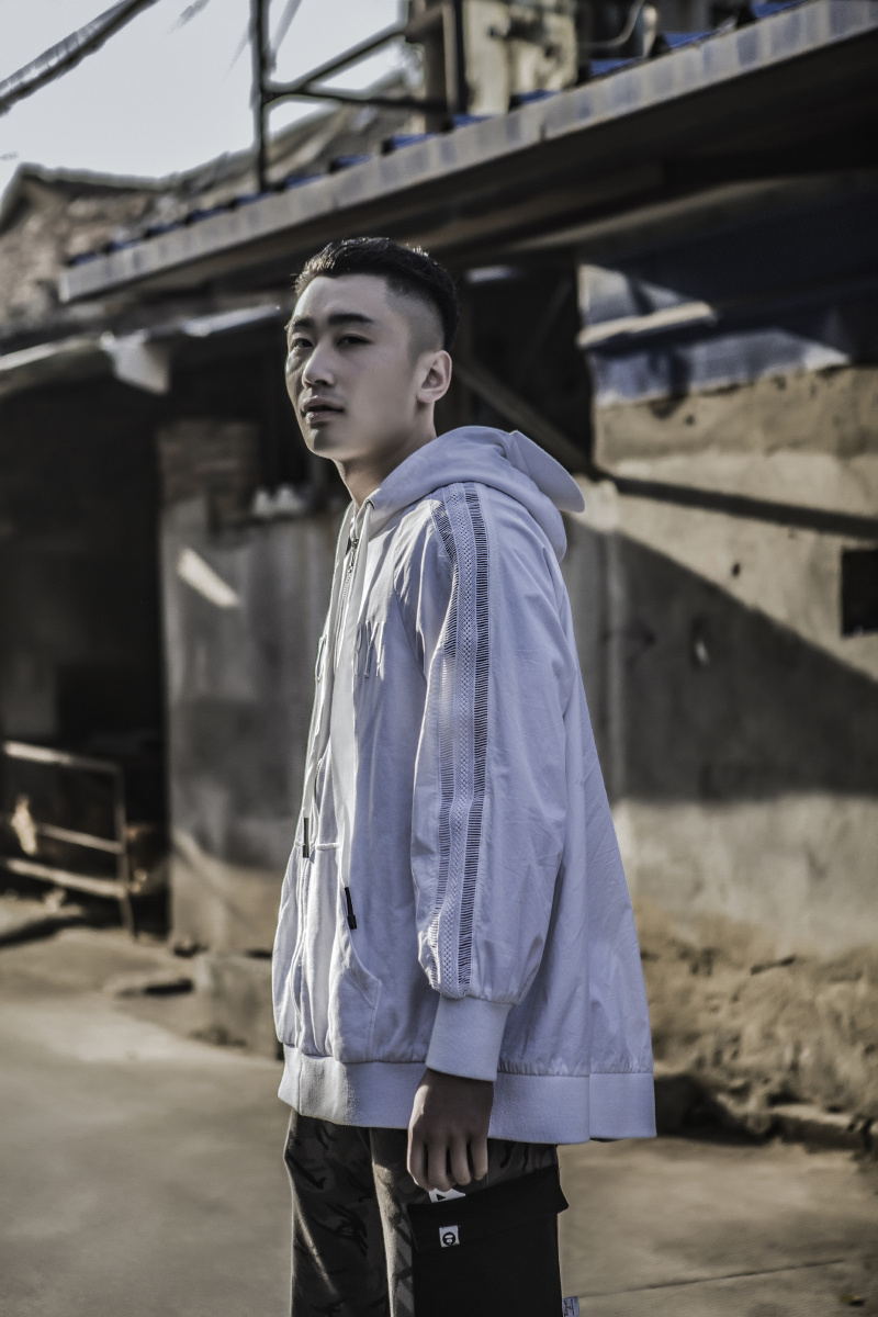 在高冷的人开心起来真的超级帅