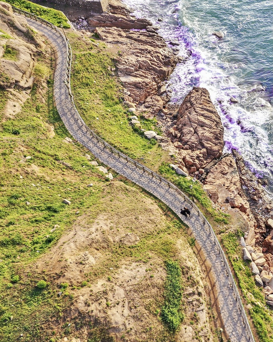 青岛海滨木栈道