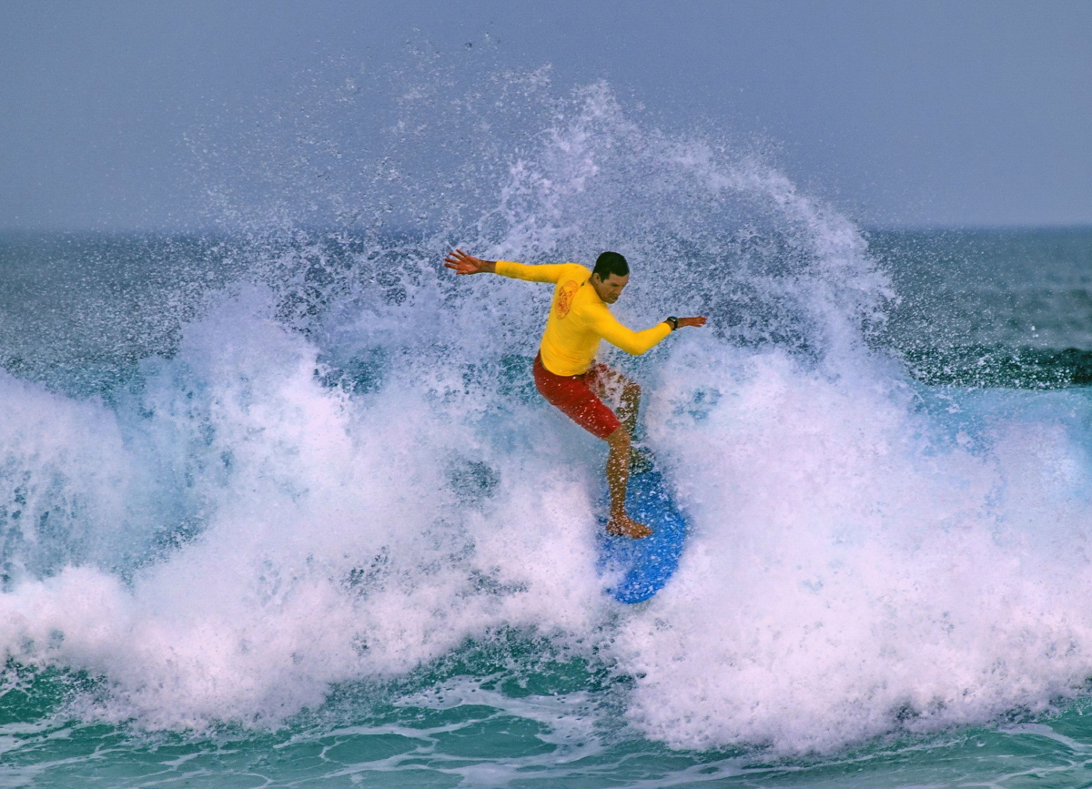 冲浪- 滕建 - 图虫网 - 优质摄影师交流社区