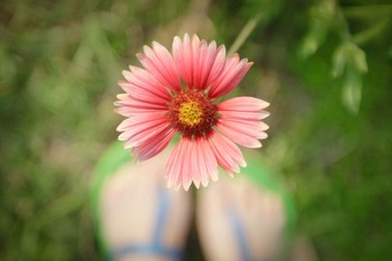 花在脚上了